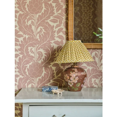 Artichoke roosa kasvitapetti olohuoneeseen Langelid von Bromssenilta 22 68 image