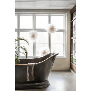 Watt ja Veken valkoinen joulutahti Lotus image