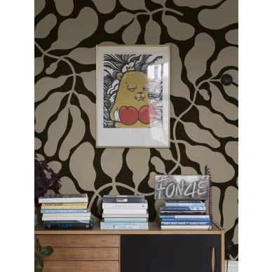 Olohuoneen tapetti My Secret Garden Grand suurella lehtikuviolla beige musta varisena Borastapeterilta 2077 image