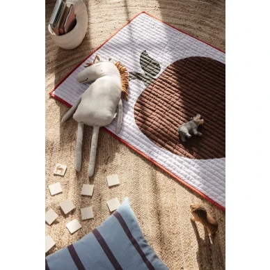 Sininen raidallinen tyyny Grand Cushion Ferm Livingilta image