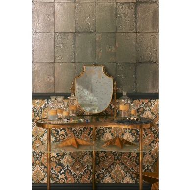 Kylpyhuoneen tapetit Pushkin ja Antique Mirror Cole et Sonilta 108 8042 image