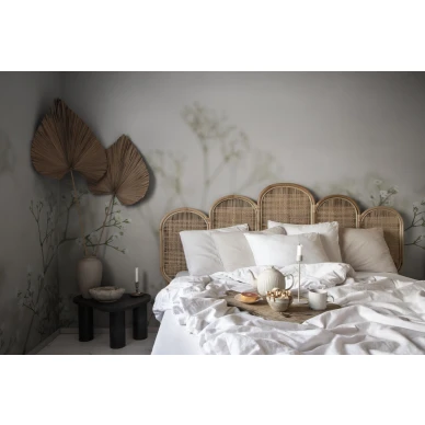 Makuuhuoneen muralitapetti Julia vihrealla kukkakuviolla Sandbergilta S10129 image