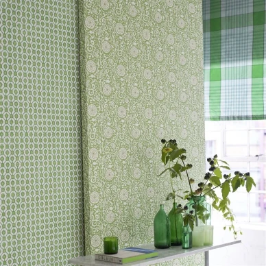 Designers Guild tapetti Jaal Emerald image