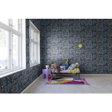 Leikkimielinen sininen puutapetti Treehouse Rebel Wallsilta R18012 image