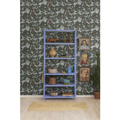 Leikkimielinen vihrea puutapetti Treehouse Rebel Wallsilta R18014 image