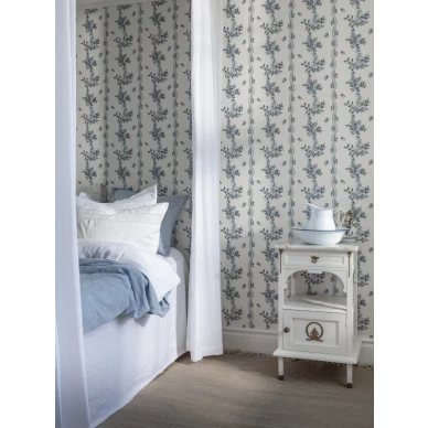 Sinivalkoinen makuuhuoneentapetti Durolta 689 02 Renshammar image