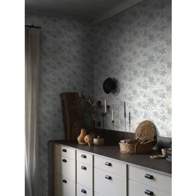 Vaalea keittiotapetti lehvistokuviolla Borastapeterilta Lindskog 3951 image