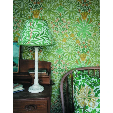 Morris tapetti olohuoneeseen Woodland Weeds vihrealla kukkakuviolla 217100 image