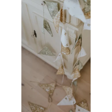 Lastenhuoneen kangasviirit Mrs Mighetolta v2 image