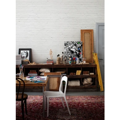 Valkoinen olohuoneen tapetti tiilikuviolla White Brick Wall 9459w Borastapeterilta image