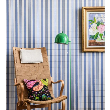 Sinivalkoinen tapetti olohuoneeseen The Guards Tent 31 44 Langelid von Bromssenilta image