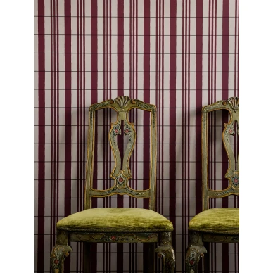 Viininpunainen raidallinen tapetti The Guards Tent 31 68 Langelid von Bromssenilta image