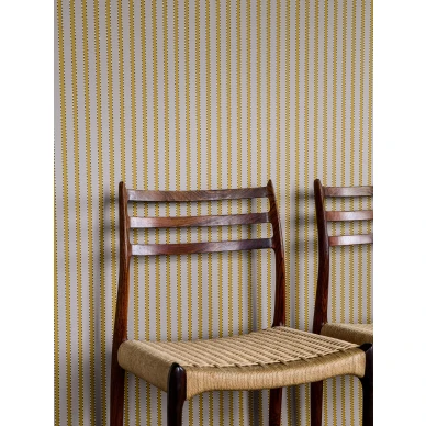 Keltainen keittiotapetti Stitched Stripe 29 57 Langelid von Bromssenilta image