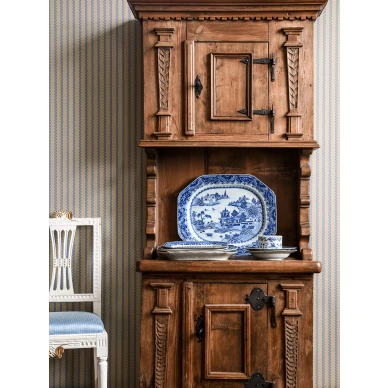 Vanhanaikainen sininen tapetti Stitched Stripe 29 44 Langelid von Bromssenilta image