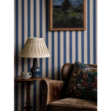 Sininen tapetti Jagged Stripe 30 64 Langelid von Bromssenilta image