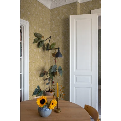 Keittion keltainen tapetti Under The Elder Tree Borastapeterilta 2048 image