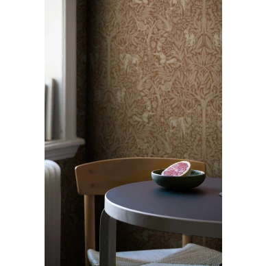 Ruokailuhuoneen tapetti Under The Elder Tree 2045 Borastapeterilta image