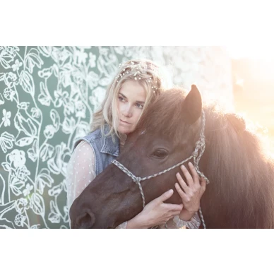 Vihrea luonnonlaheinen tapetti Molnbar image