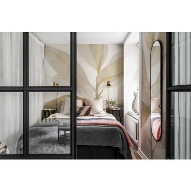 Lehtitapetti makuuhuoneeseen Ruby Rebel Wallsilta R18392 image