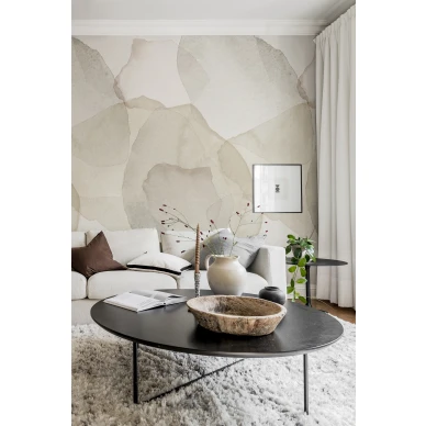 Beige olohuoneen tapetti Rebel Wallsilta Petals R18588 image