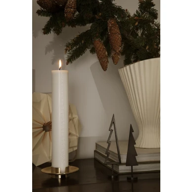Kaunis valkoinen adventtikynttila Ferm Livingilta Pure Advent Candle image