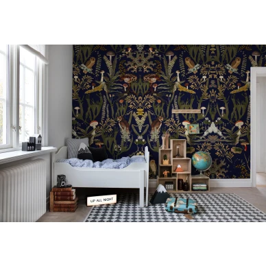 Lastenhuoneen mielikuvituksellinen elaintapetti Rebel Wallsilta The Swedish Forest R16211 image