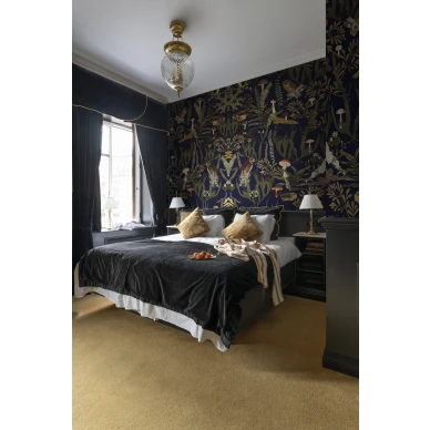 Makuuhuoneen metsatapetti Rebel Wallsilta The Swedish Forest R16211 image