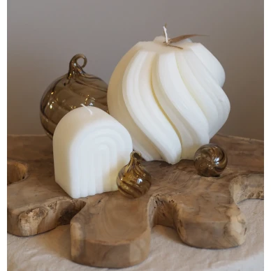 virvel ja bage kynttilat image