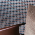 Houndstooth retrotapetti 904 78 Ulricehamnilta