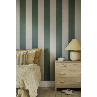 Makuuhuoneen raidallinen tapetti Lineup 903 75 Ulricehamnin tapettitehtaalta image