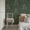 Makuuhuoneen tapetti vihrealla kukkakuviolla Durolta Strandang 614 03