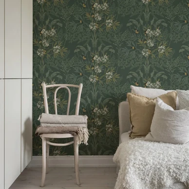 Makuuhuoneen tapetti vihrealla kukkakuviolla Durolta Strandang 614 03 image