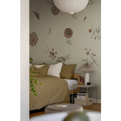 Beige tapetti Flower Fall Rebel Wallsilta R19252 image