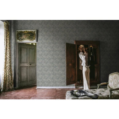 Makuuhuoneen tapetti Year of the Tiger Rebel Wallsilta R19211 image