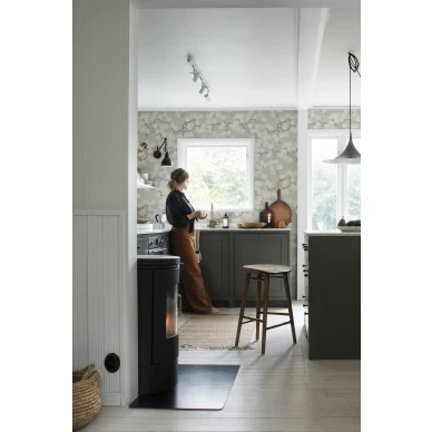 Beige raidallinen tapetti Rand Sandbergilta S10288 image