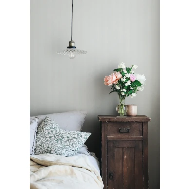 Makuuhuoneen sininen raidallinen tapetti Rand Sandbergilta S10290 image