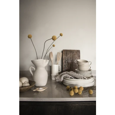 Keittion valkoinen tapetti Linne Sandbergilta S10281 image