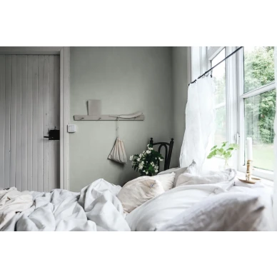 Makuuhuoneen vihrea tapetti Kalk Sandbergilta S10294 image
