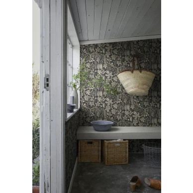 Eteisen tummanharmaa hedelmatapetti Fig Garden Sandbergilta S10257 image