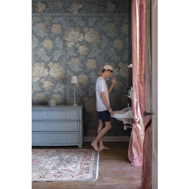 Sininen kukkatapetti Sandbergilta Esther S10278 image