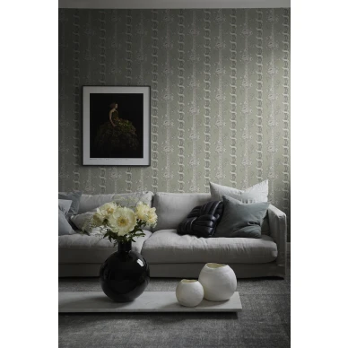 Olohuoneen vihrea raidallinen tapetti Alexandra Sandbergilta S10249 image