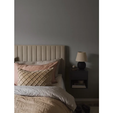 Harmaa yksivarinen tapetti betonisella kuvoinnilla image