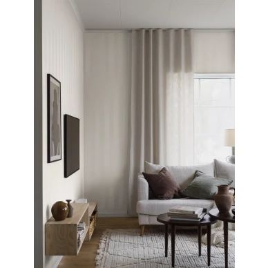 Karl on levearaitainen valkoinen tapetti kiilleella image