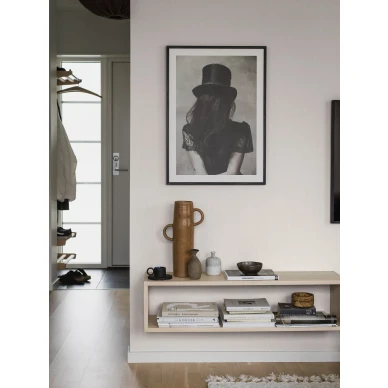 Adam valkoinen kapearaitainen tapetti image