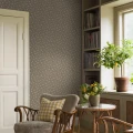Borastapeter Myrten 5715 oliivinvihrea kukkatapetti olohuoneessa