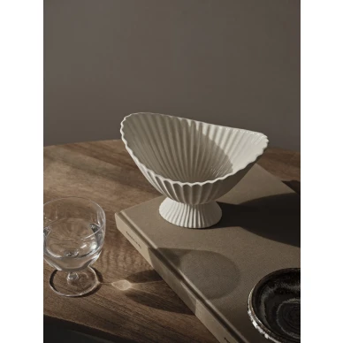 Ferm living Fountain Bowl small kulho keitiion poydalla image