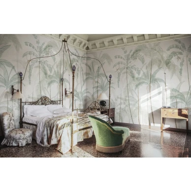 S10552 interior1 image