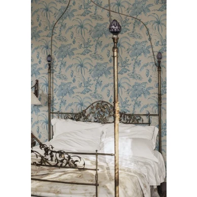 S10431 interior1 image