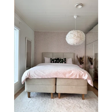 Marimekko kukkatapetti Piirto unikko Roosa Ruusukulta image