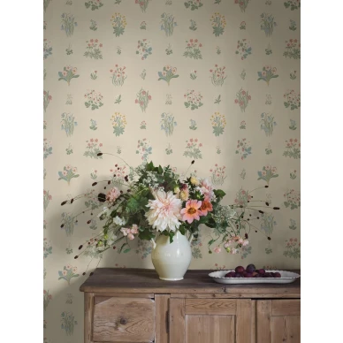6951 Angsflora beige kukkatapetti olohuoneessa image